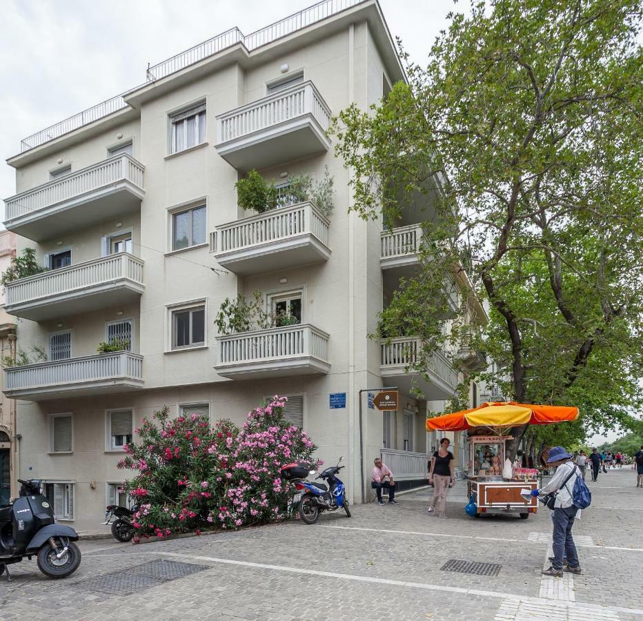 Unique Semi-Basement Stay At The Foot Of The Acropolis Athens Exterior photo