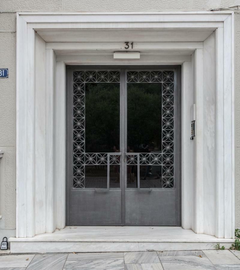 Unique Semi-Basement Stay At The Foot Of The Acropolis Athens Exterior photo